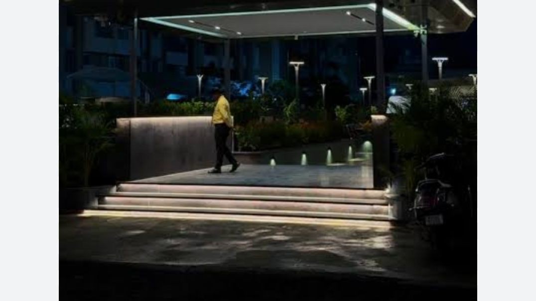 Visit ... golden palms